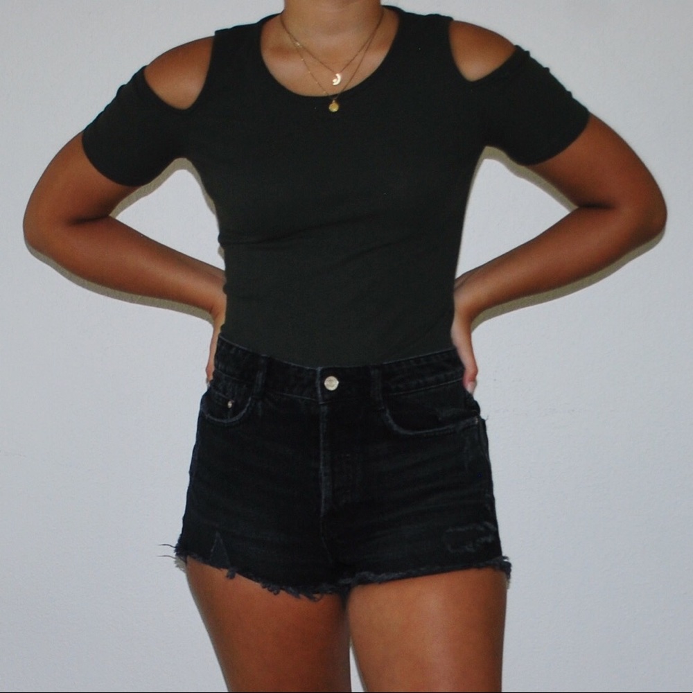 Cotton On Army Green Ribbed Shoulder-less Tank Top